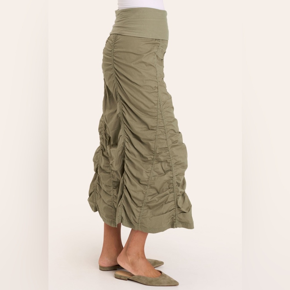 XCVI Taupe Casual Fold Over Skirt - Picture 2 of 6